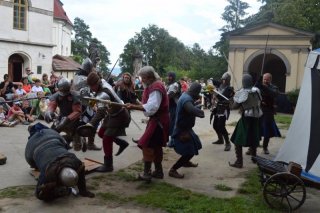 369a_foto_zazijte_stredovek_na_valdstejne