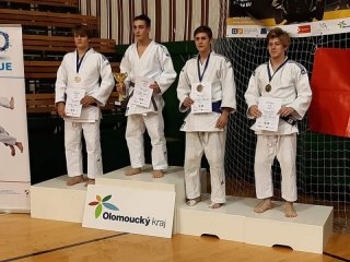 fb_img_1580032184132