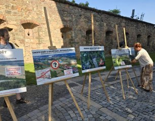 44b77cbda2689c720aacf5eb3383013d