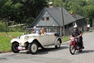 Tatra 2