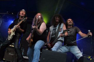 1473791_939343_legends_fest_011 text