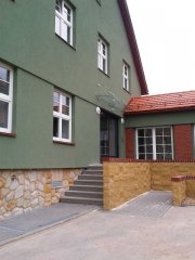 apropo titulka 